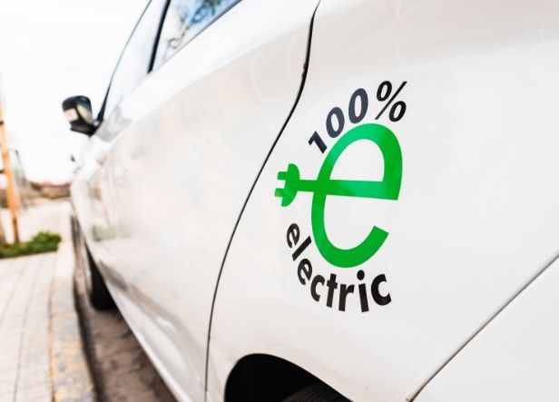 Bornes de recharge pour voiture électrique pour collectivités et villes