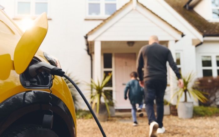 Rechargement de voiture électrique maison, domicile